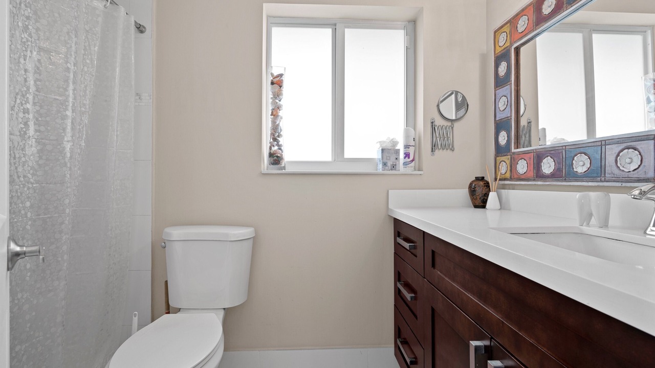 Photo of Bathroom in East Boca Raton