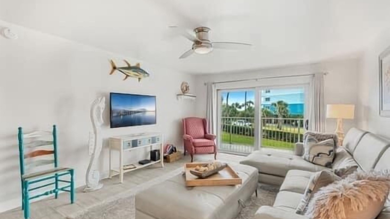 Photo of Livingroom in Port Canaveral