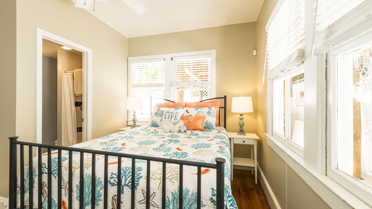 Photo of Bedroom in Uptown - Upper Duval