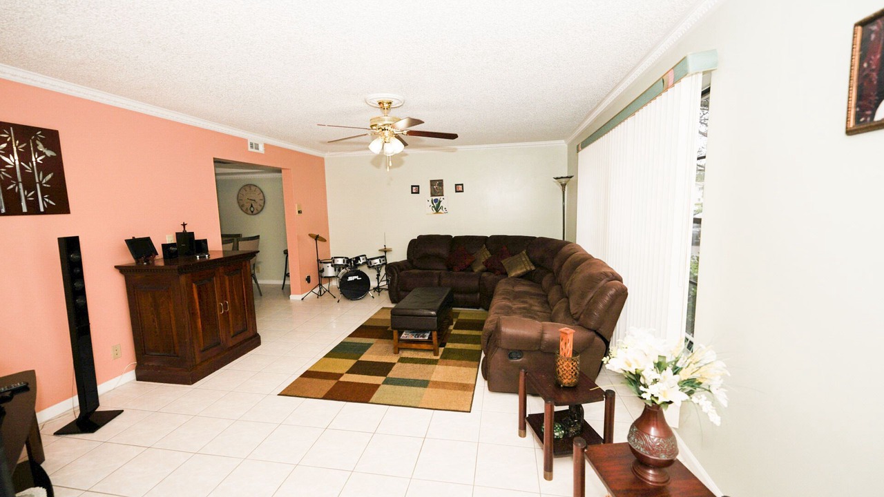Photo of Livingroom in North Palm Beach