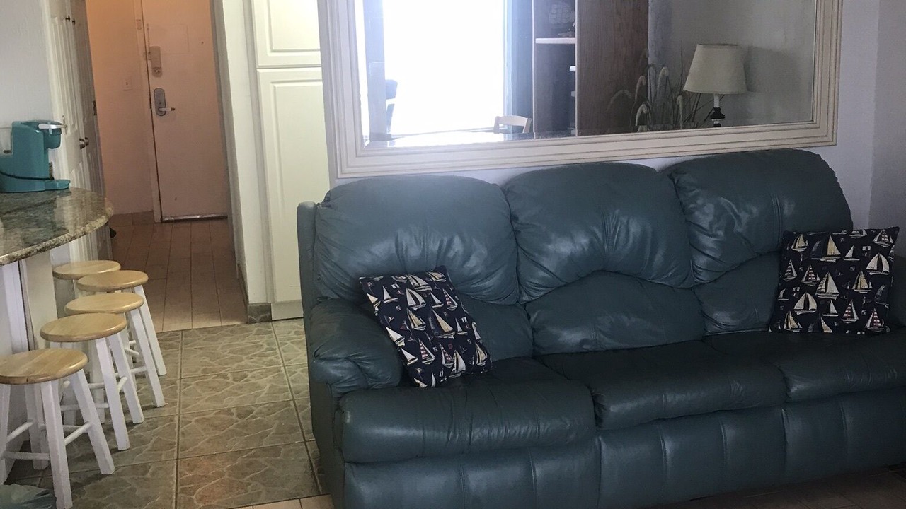 Photo of Livingroom in Lenox Park