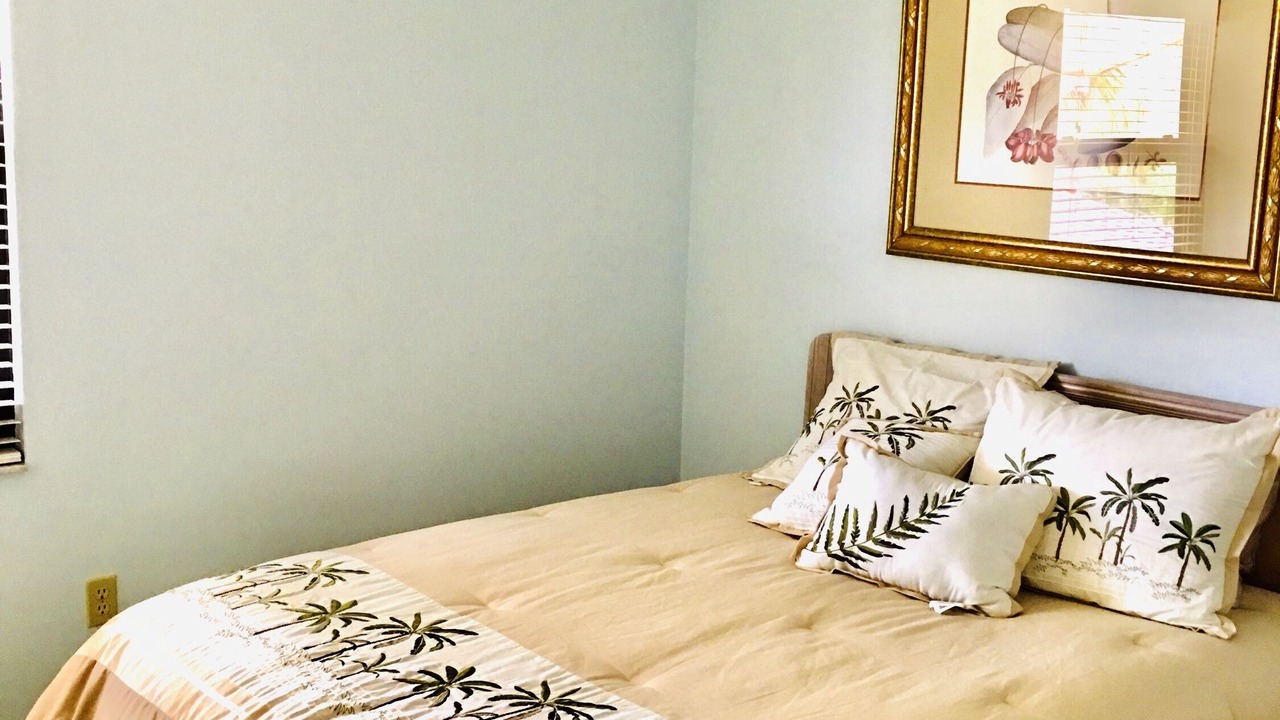 Photo of Bedroom in Hammock Bay