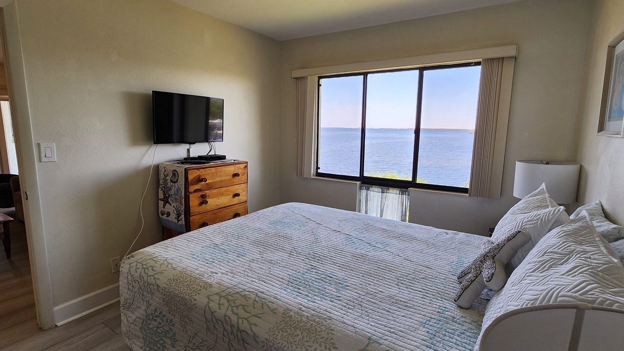 Photo of Bedroom in Tierra Verde
