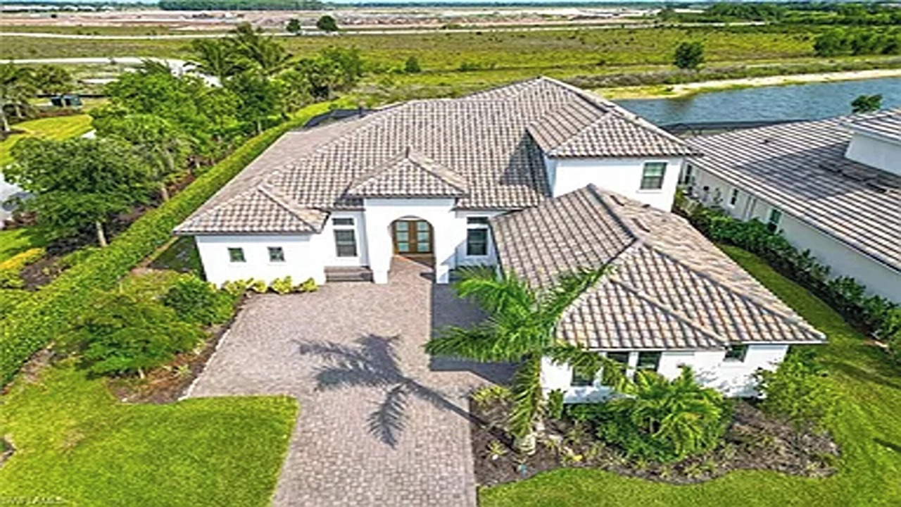 Photo of Outdoor in Naples