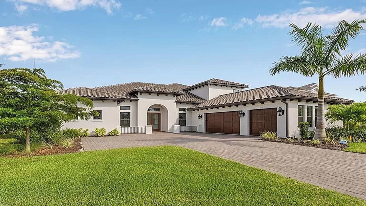 Photo of Outdoor in Naples