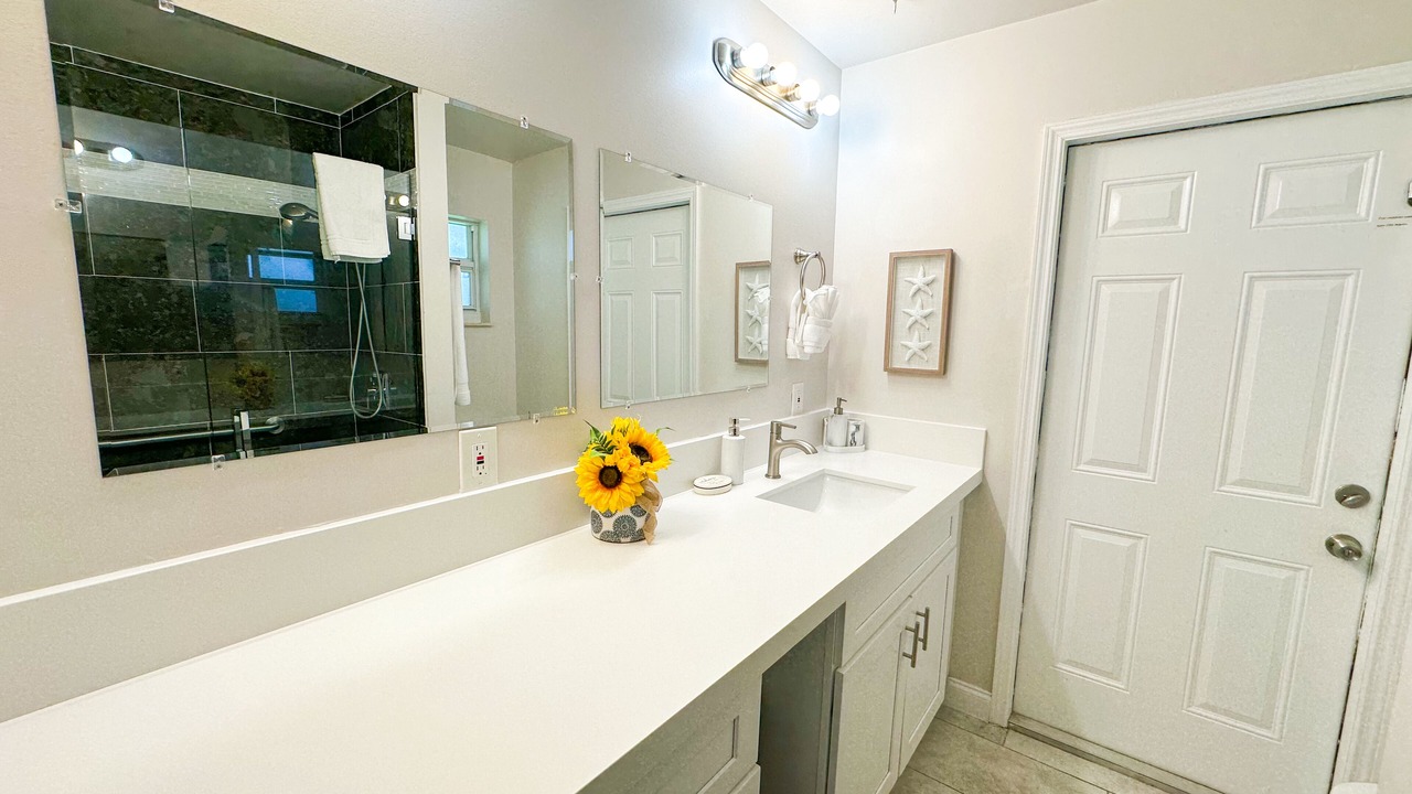 Photo of Bathroom in Lake Clarke Shores