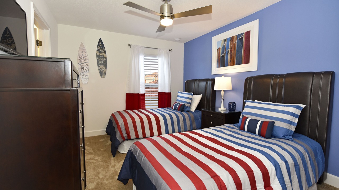 Photo of Bedroom in Watersong