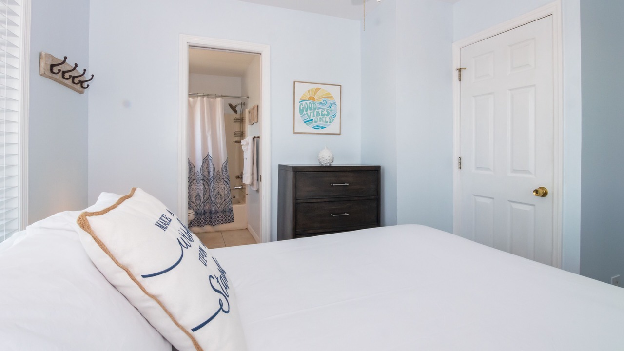 Photo of Bedroom in Bradenton Beach