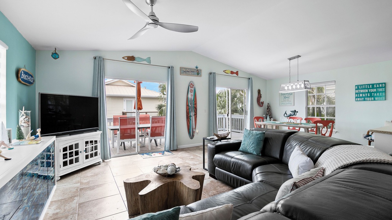 Photo of Livingroom in Ilexhurst