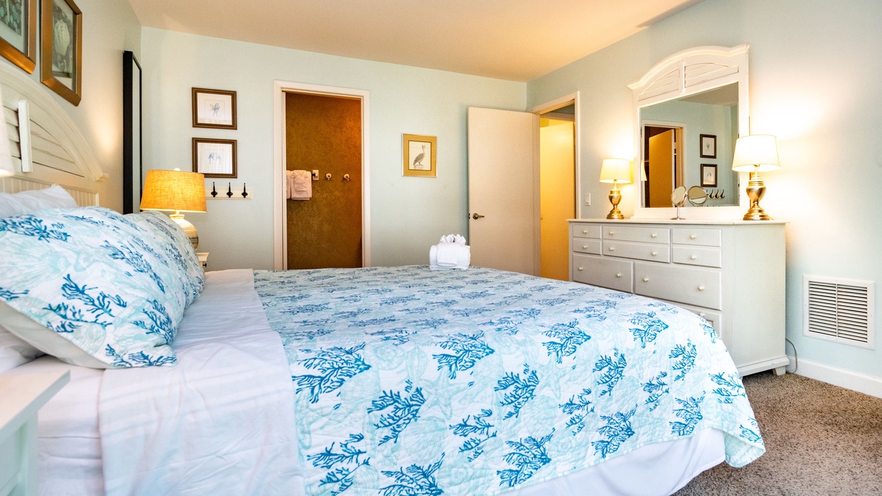 Photo of Bedroom in Holmes Beach