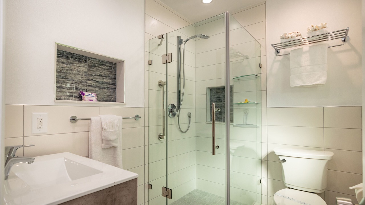 Photo of Bathroom in Ilexhurst