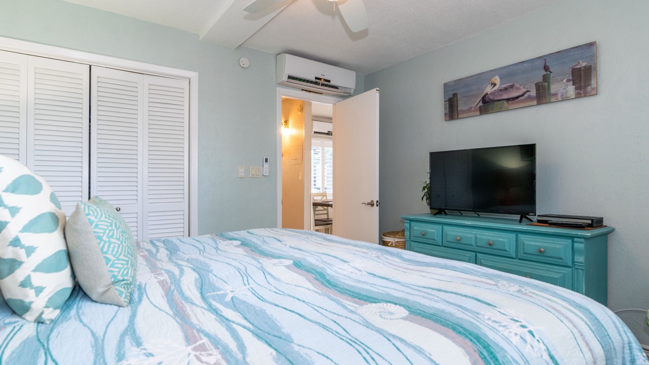 Photo of Bedroom in Holmes Beach