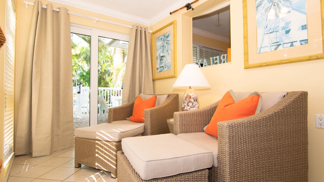 Photo of Livingroom in Holmes Beach