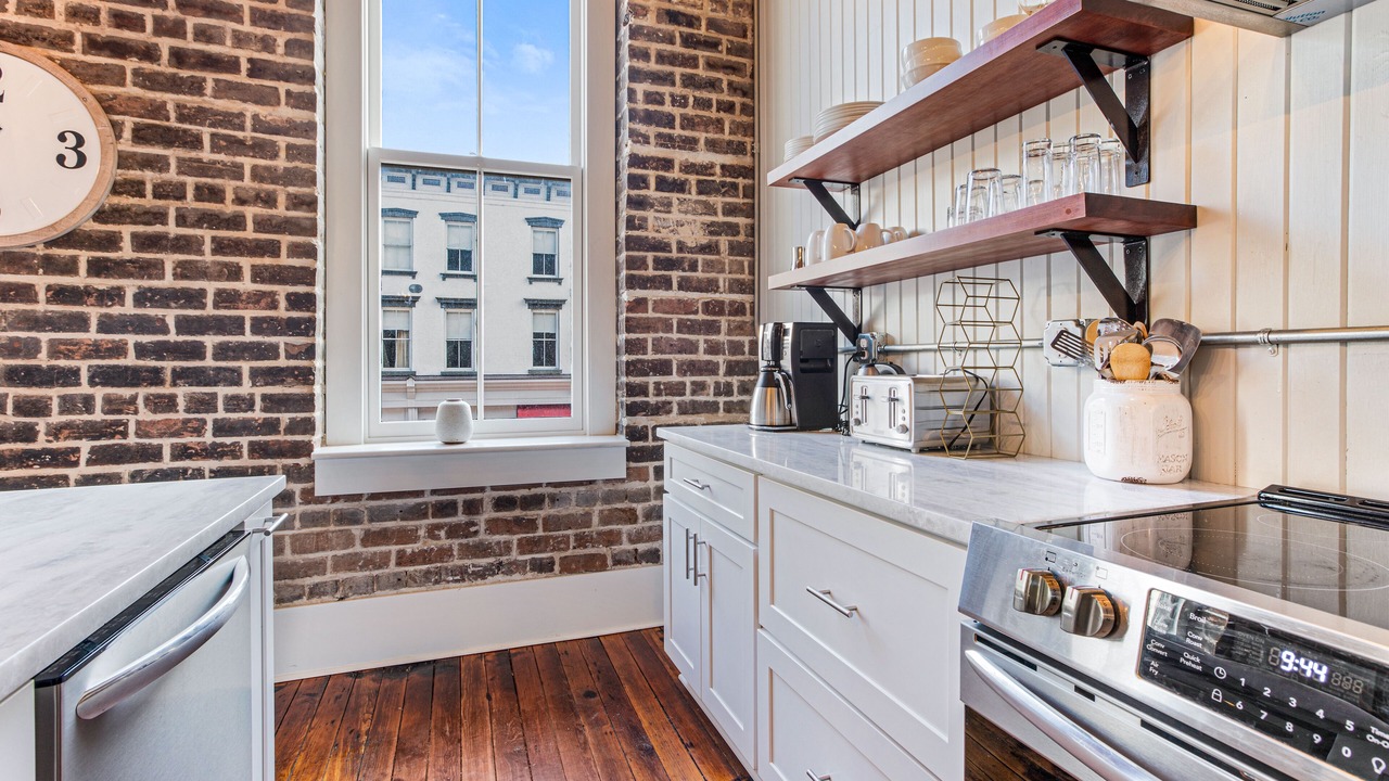 Photo of Kitchen in Historic District - North