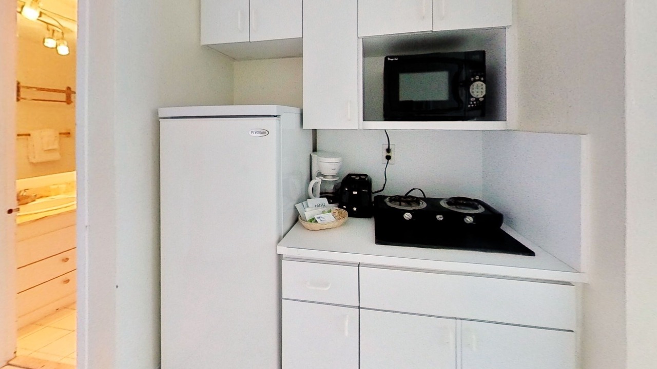 Photo of Kitchen in Mid Beach