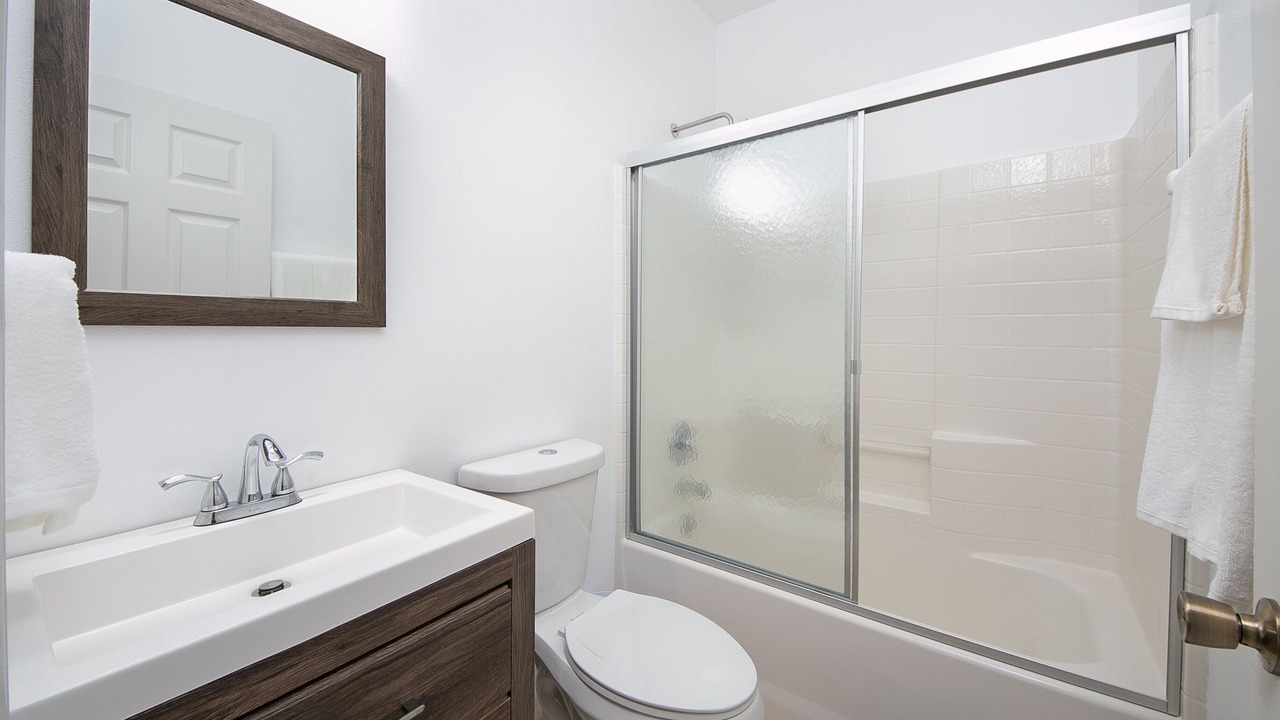 Photo of Bathroom in Sunset Ridge