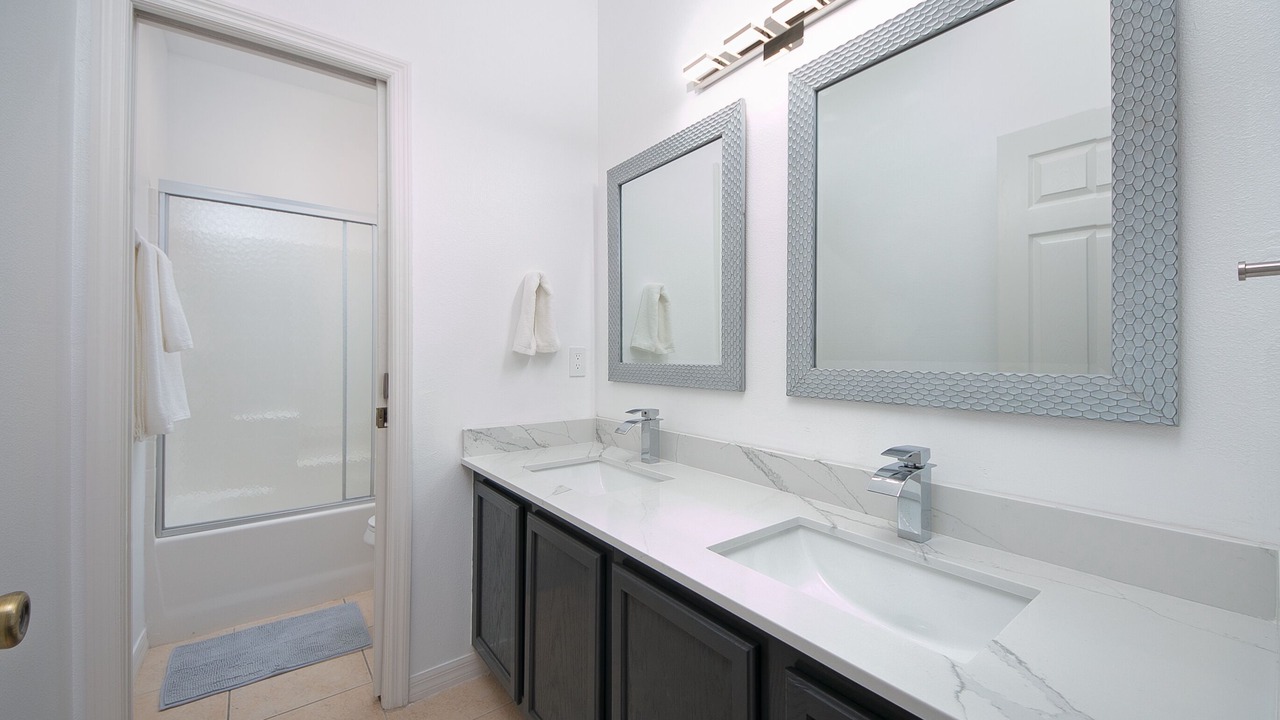 Photo of Bathroom in Sunset Ridge
