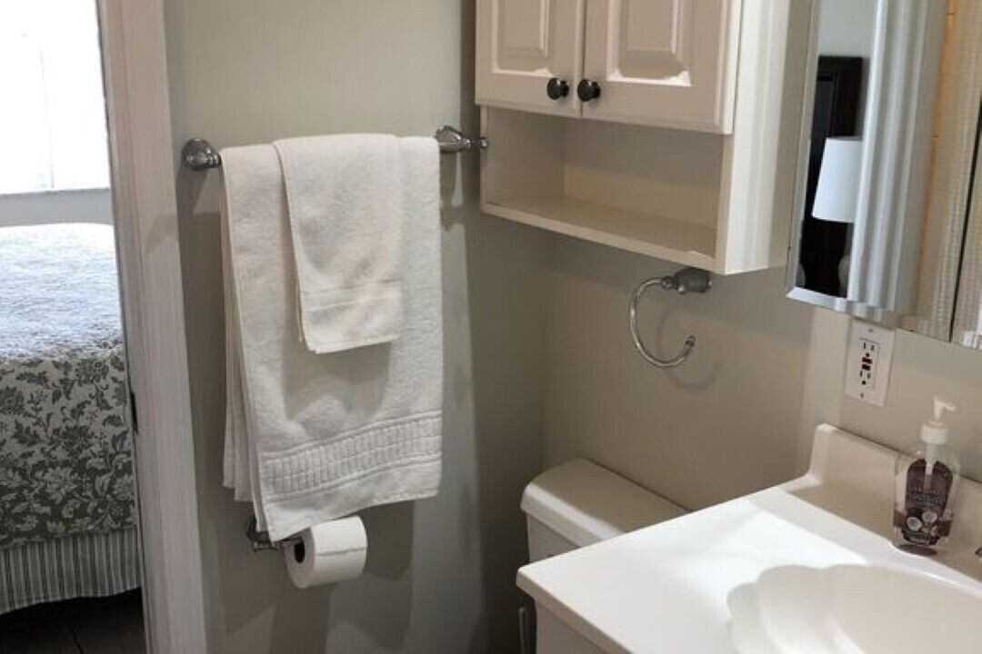 Photo of Bathroom in Harbor Village