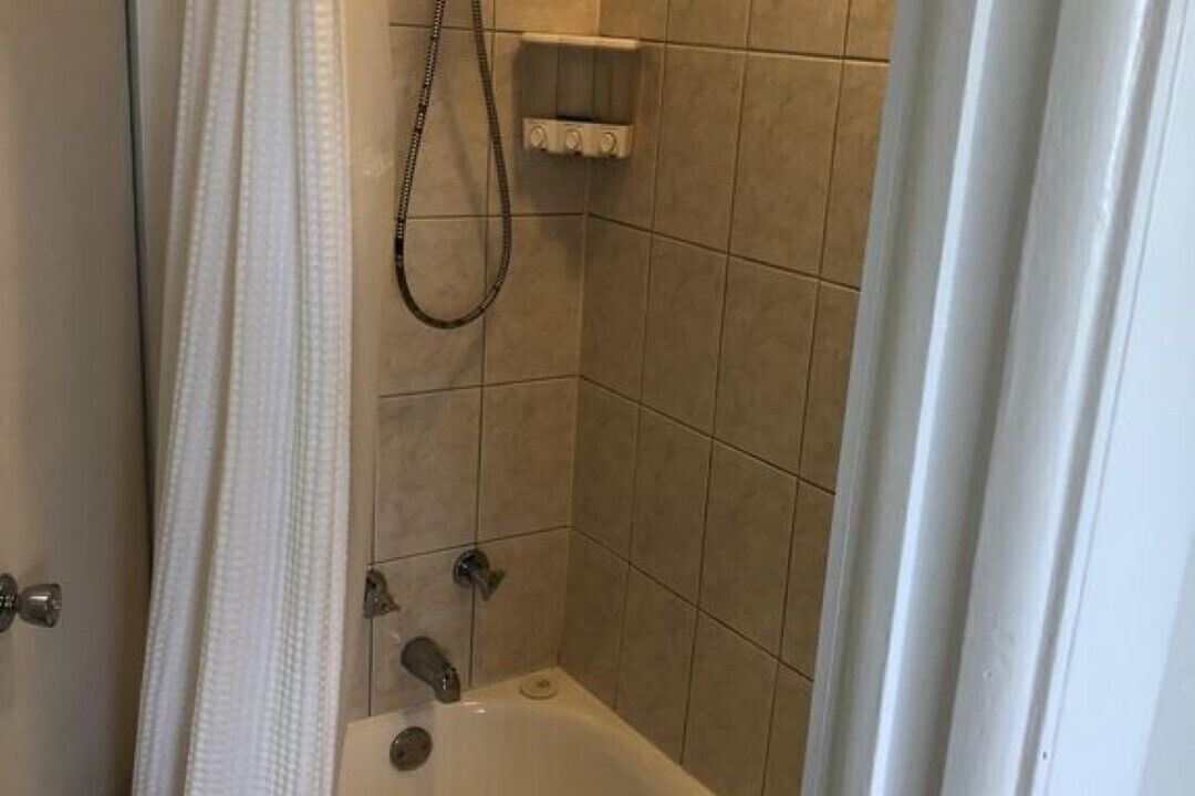 Photo of Bathroom in Harbor Village