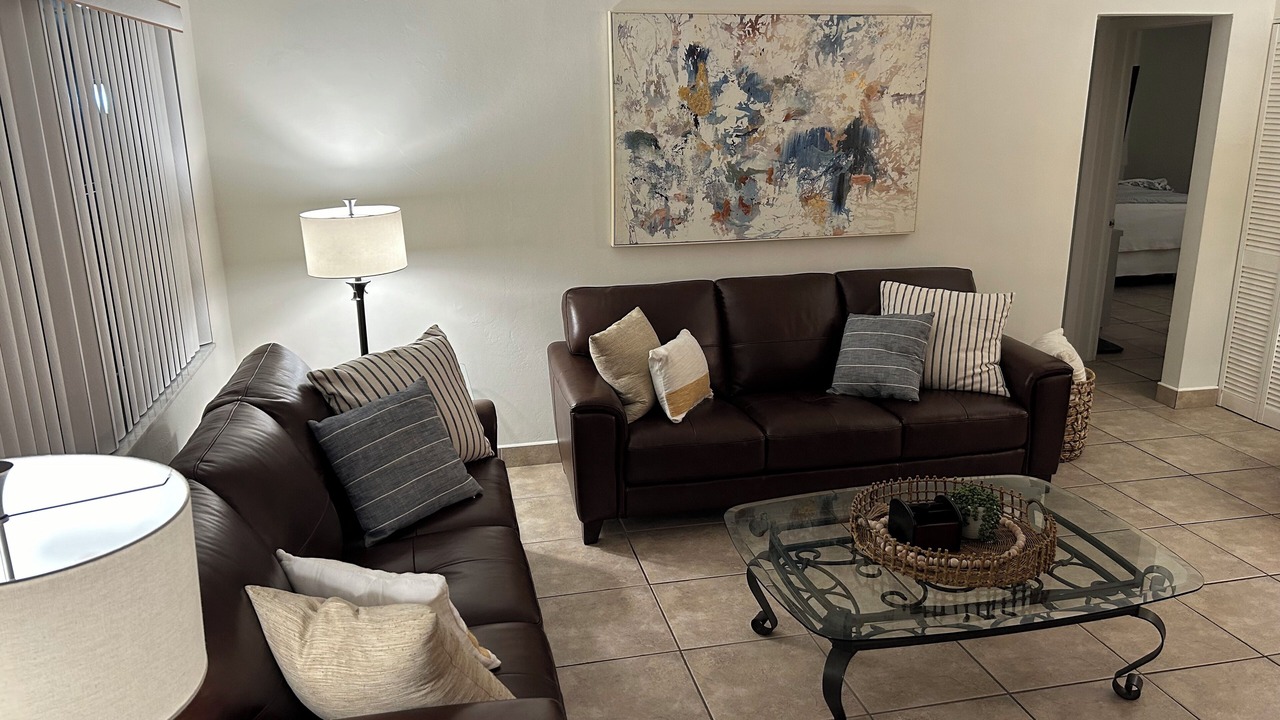 Photo of Livingroom in Harbor Village