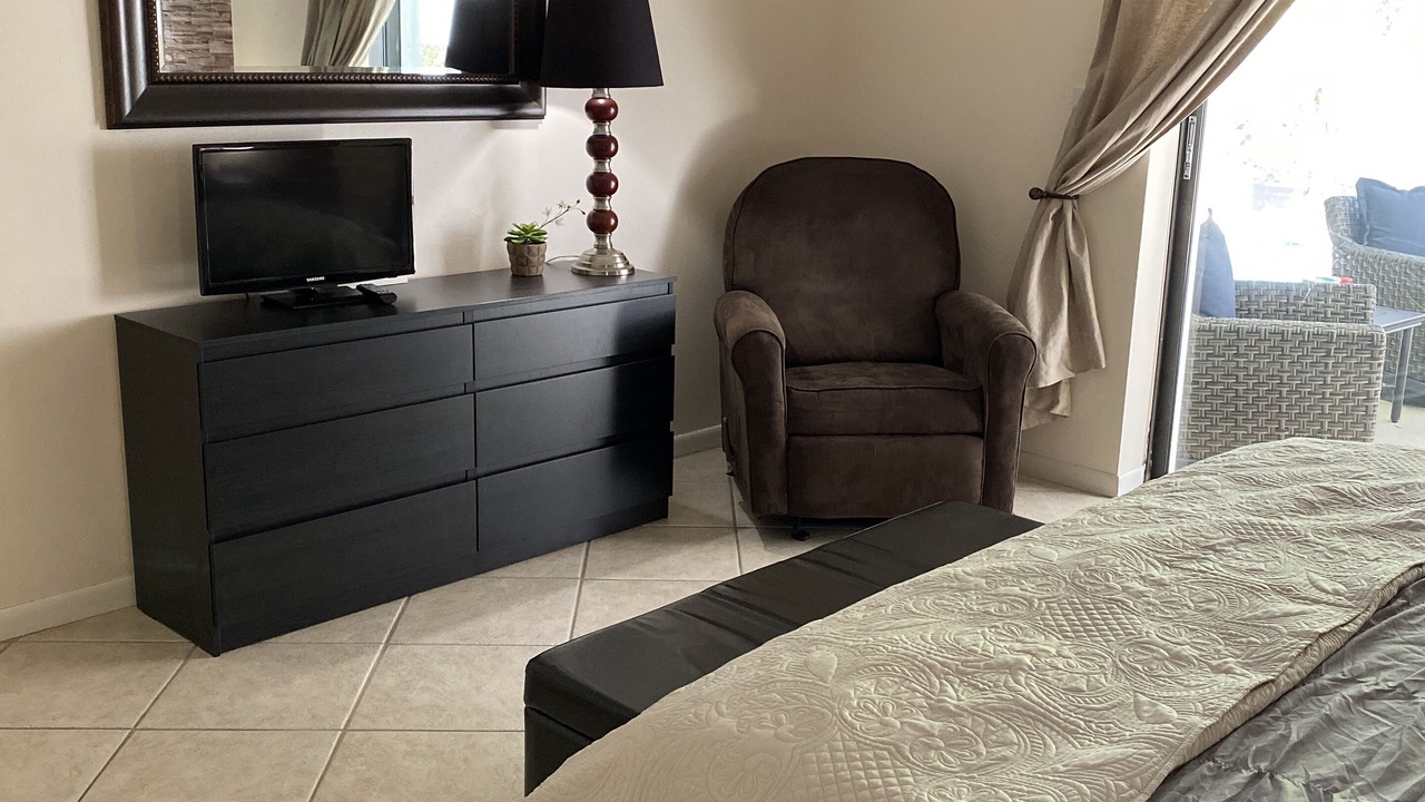 Photo of Bedroom in Englewood South