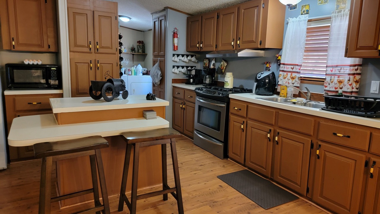 Photo of Kitchen in Frostproof