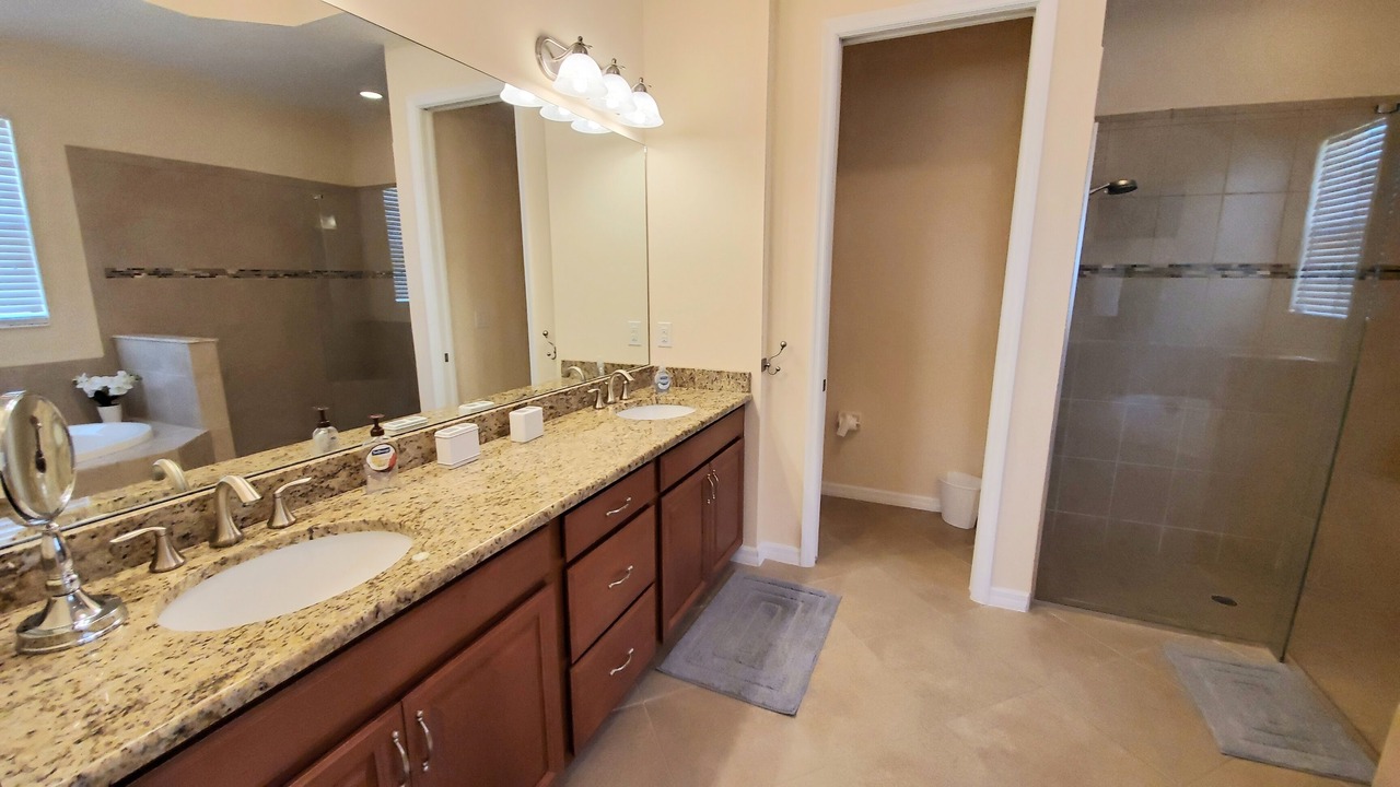 Photo of Bathroom in Laurel