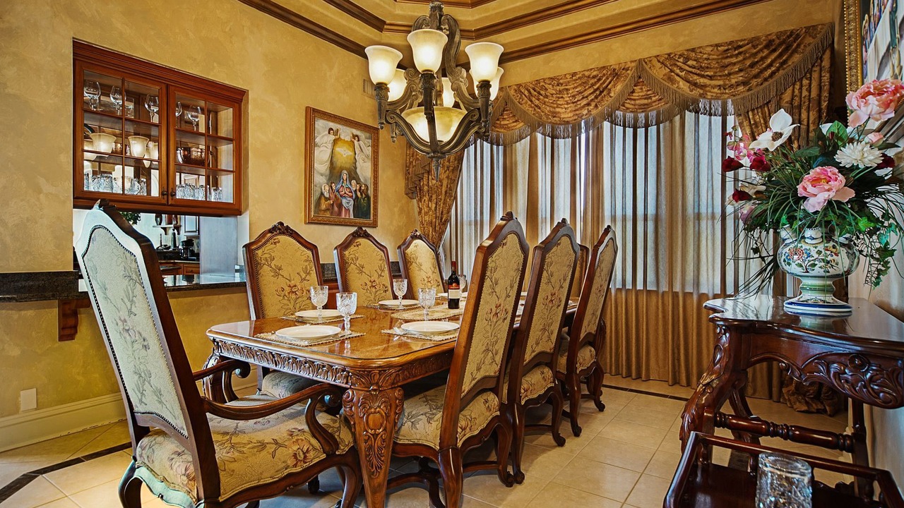 Photo of Bedroom in Yacht Club