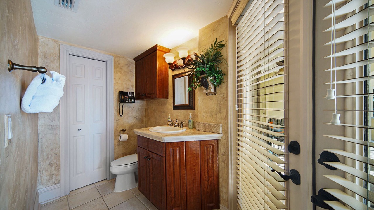 Photo of Bathroom in Yacht Club