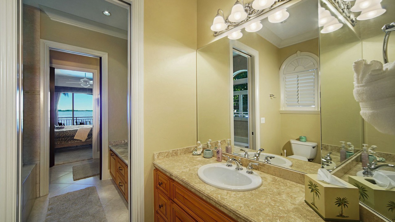 Photo of Bathroom in Yacht Club
