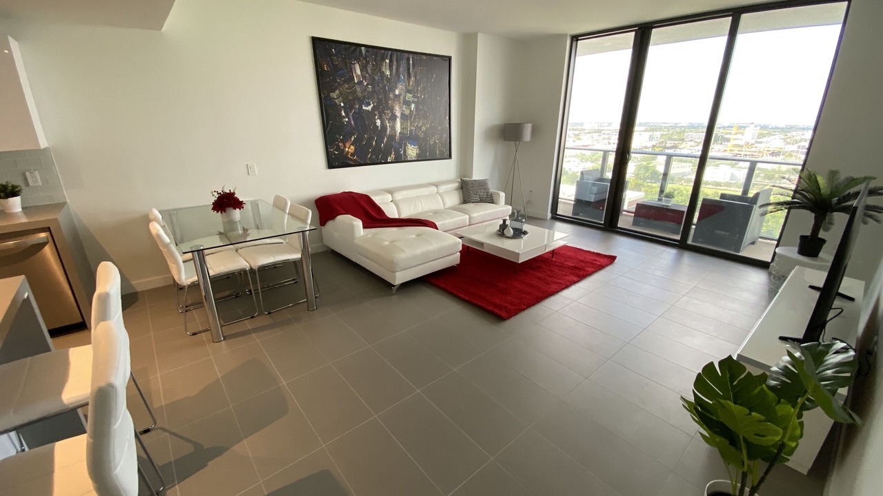 Photo of Livingroom in Town Square