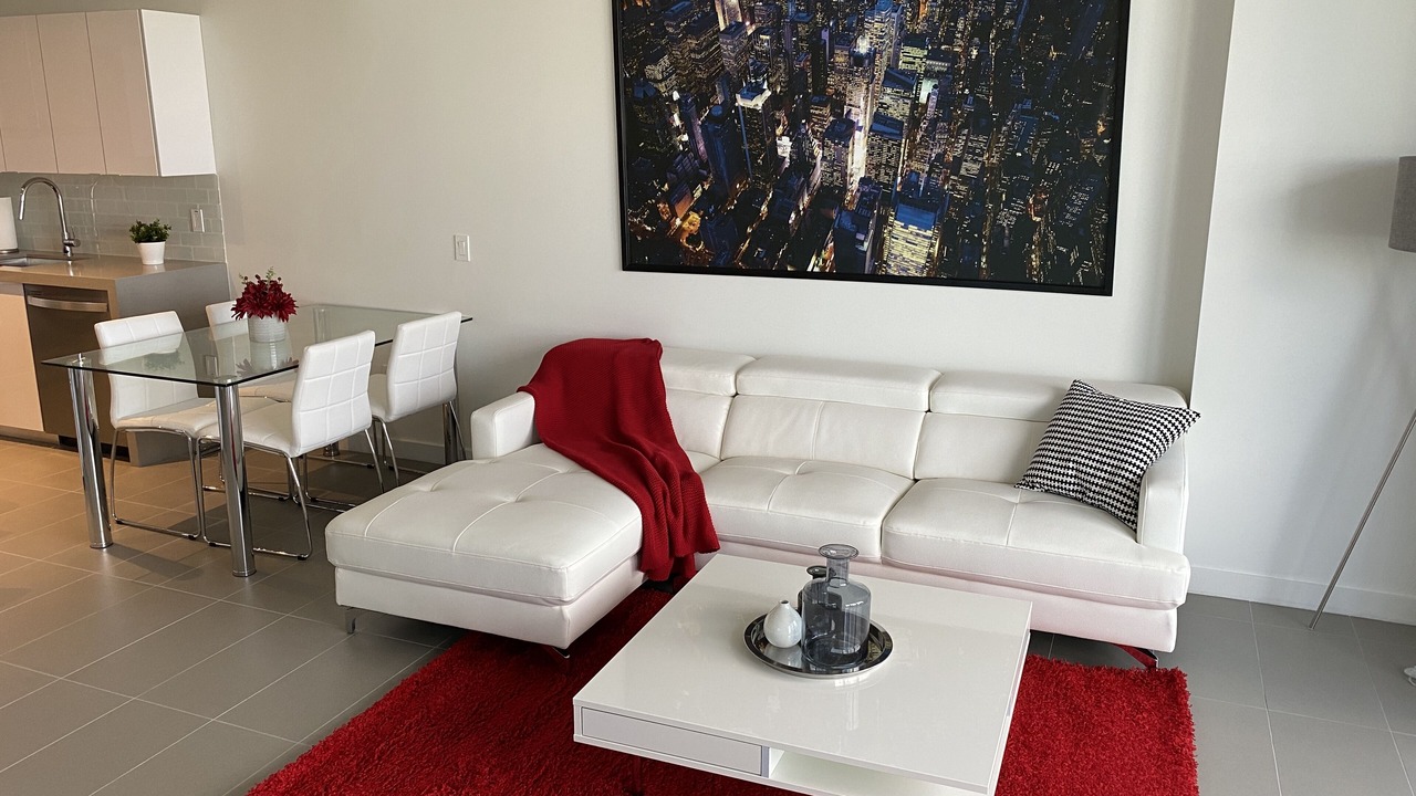 Photo of Livingroom in Town Square