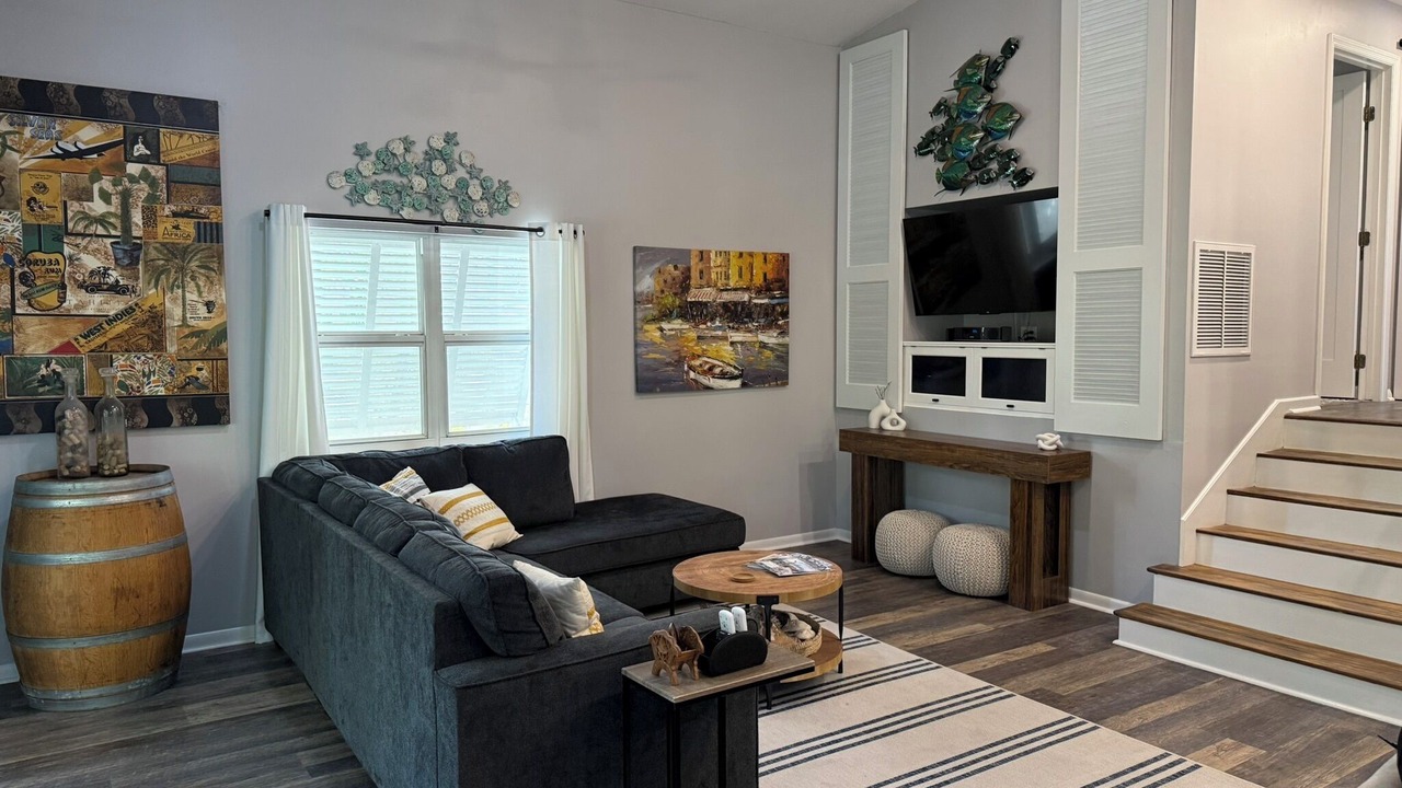 Photo of Livingroom in Summerland Key