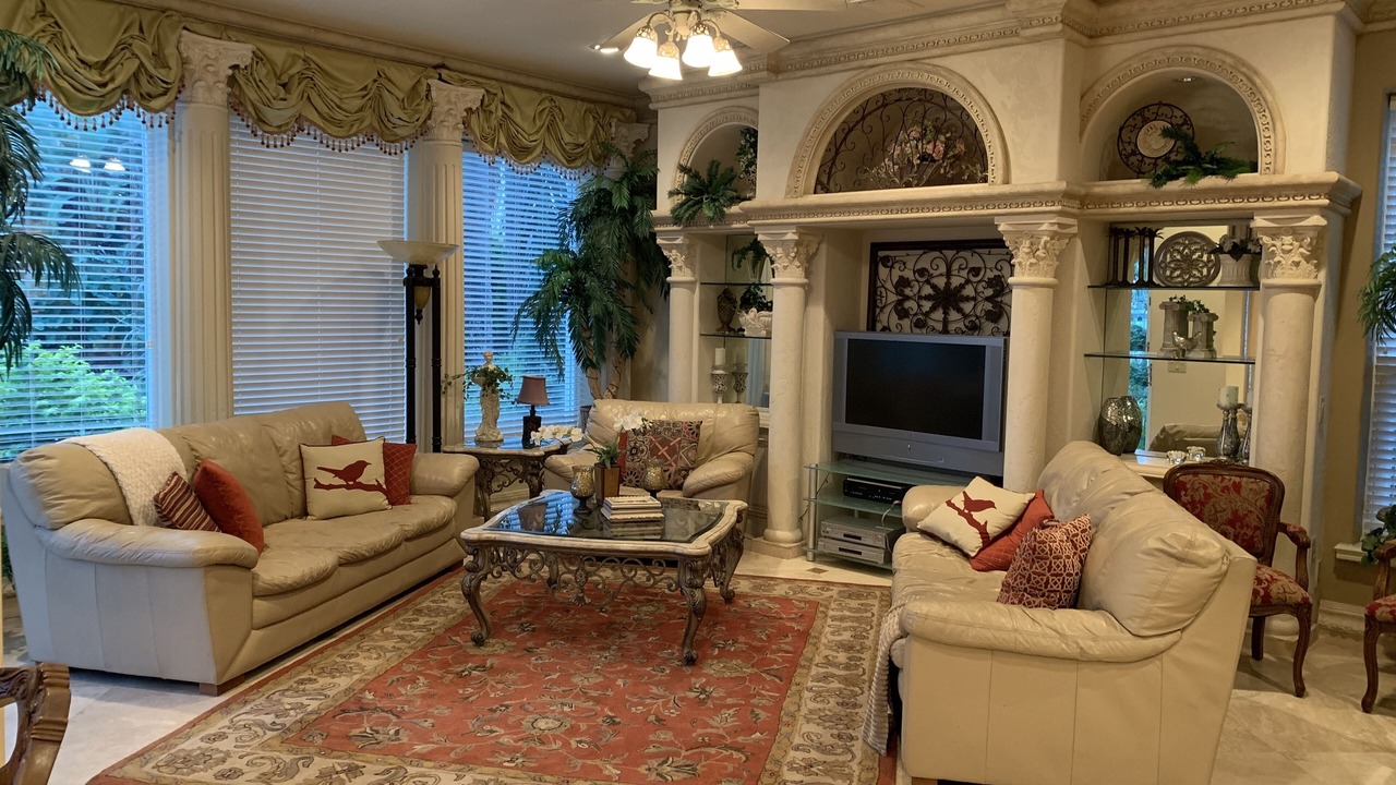Photo of Livingroom in Jacksonville