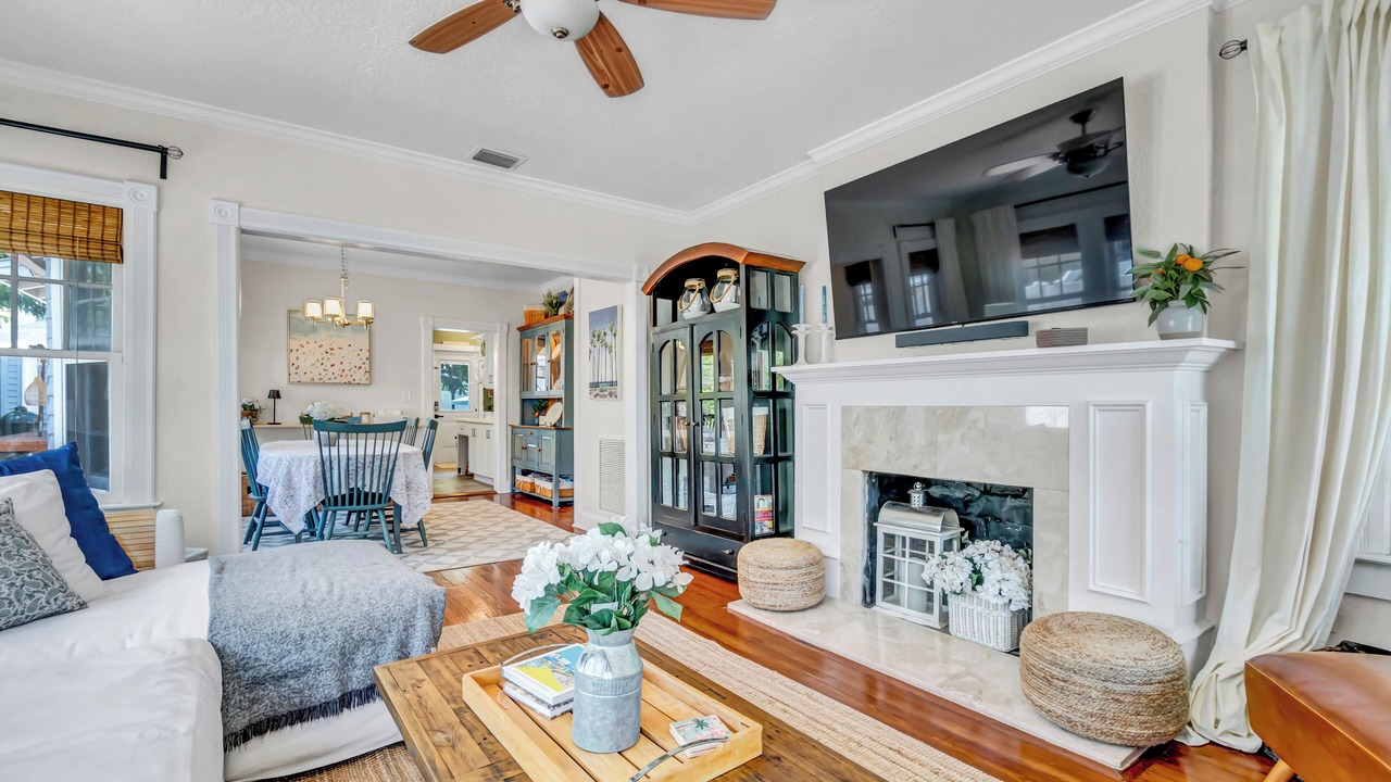 Photo of Livingroom in Grandview Heights