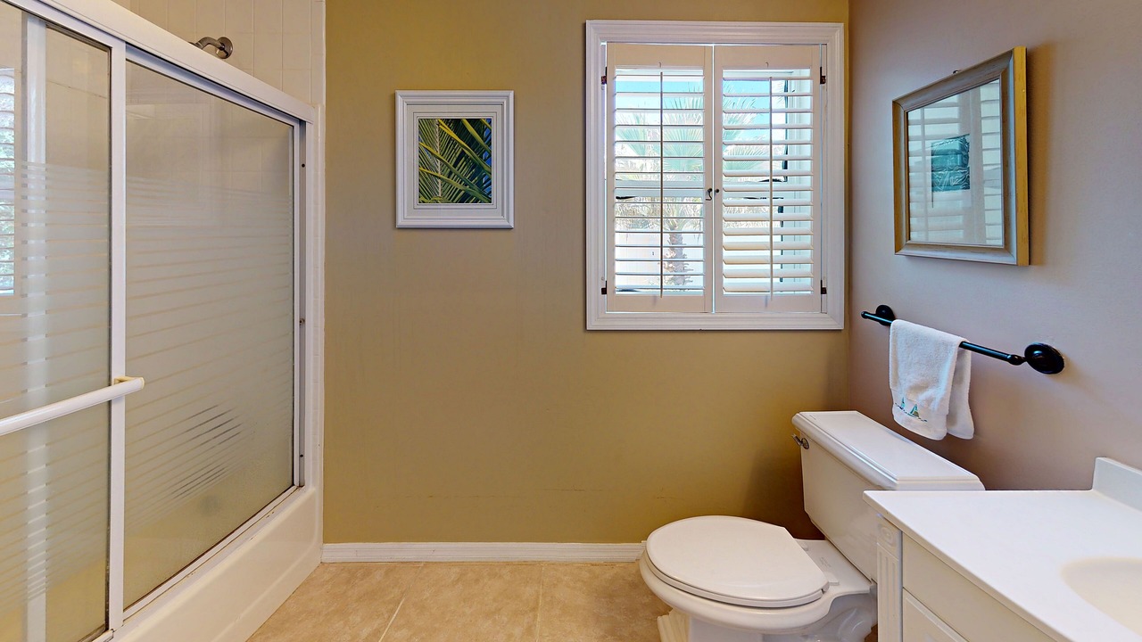 Photo of Bathroom in Glenwood