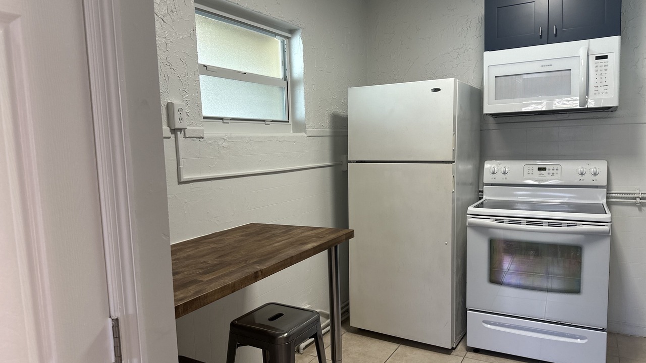 Photo of Kitchen in Hollywood South Central Beach