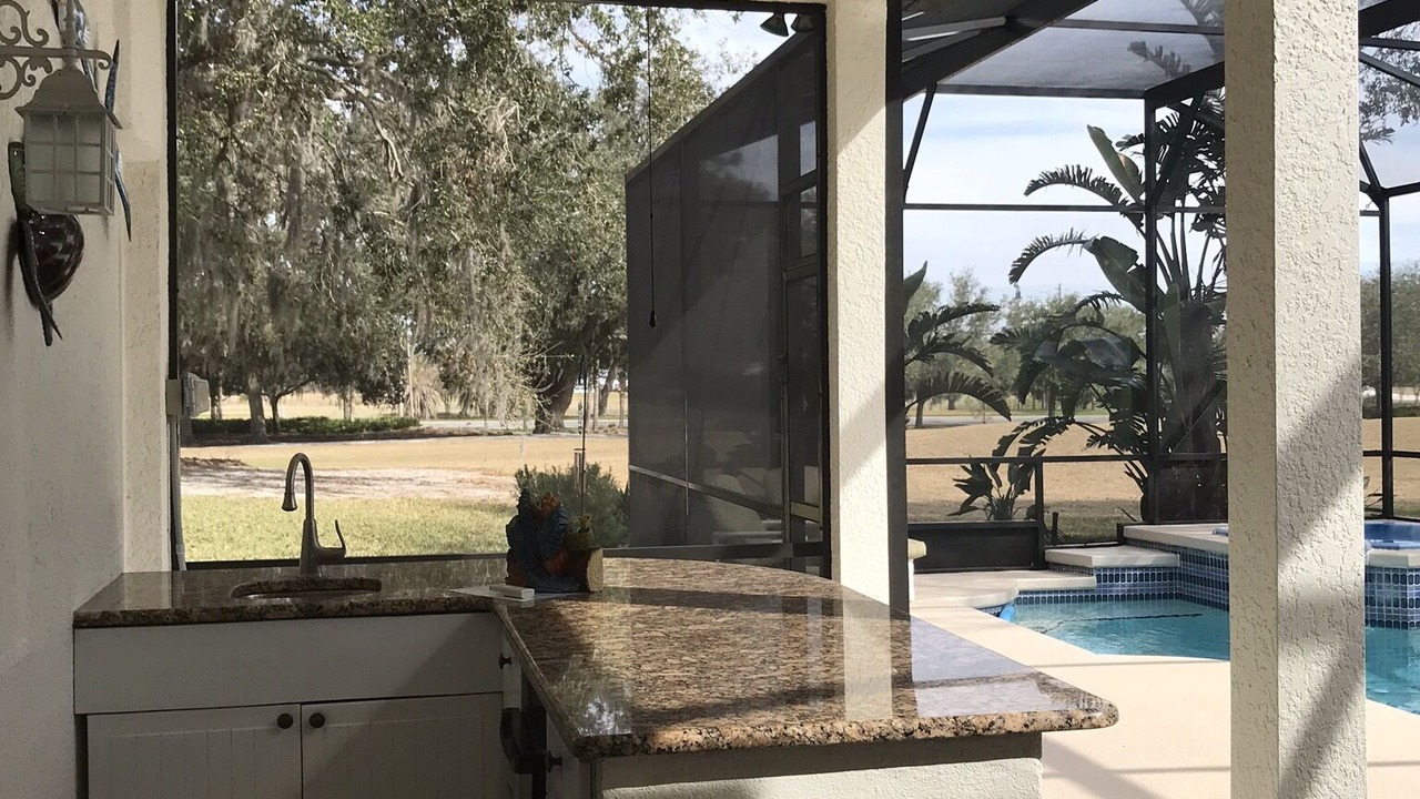 Photo of Patio Balcony in Ridgewood Lakes