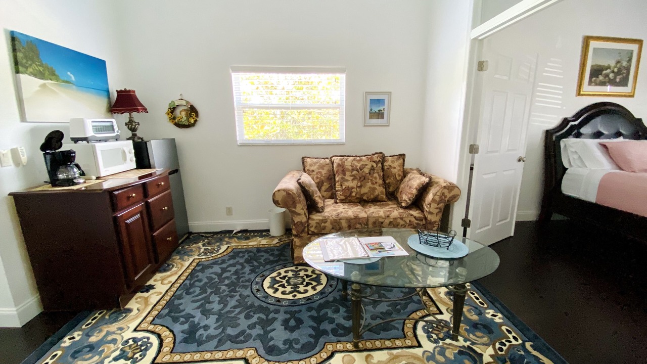 Photo of Livingroom in Tarpon Springs
