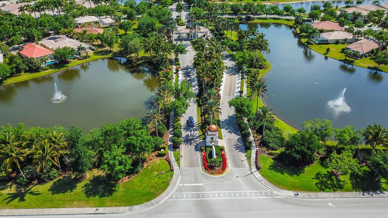 Photo of Outdoor in Village Walk of Bonita Springs