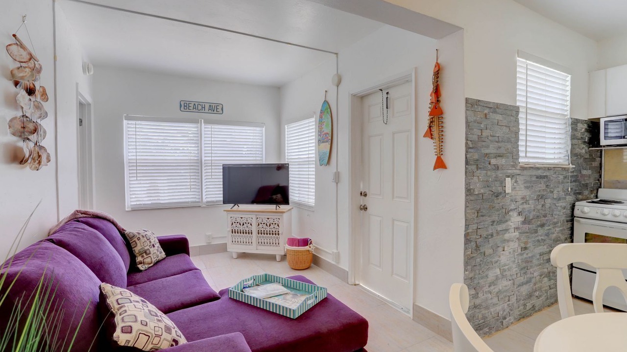 Photo of Livingroom in Ocean Ridge