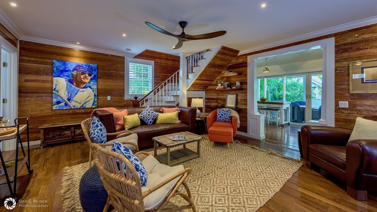 Photo of Livingroom in Historic Seaport