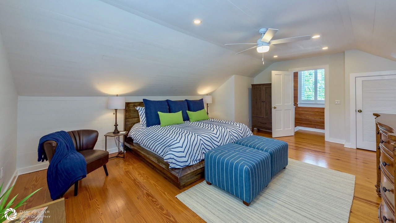 Photo of Bedroom in Historic Seaport