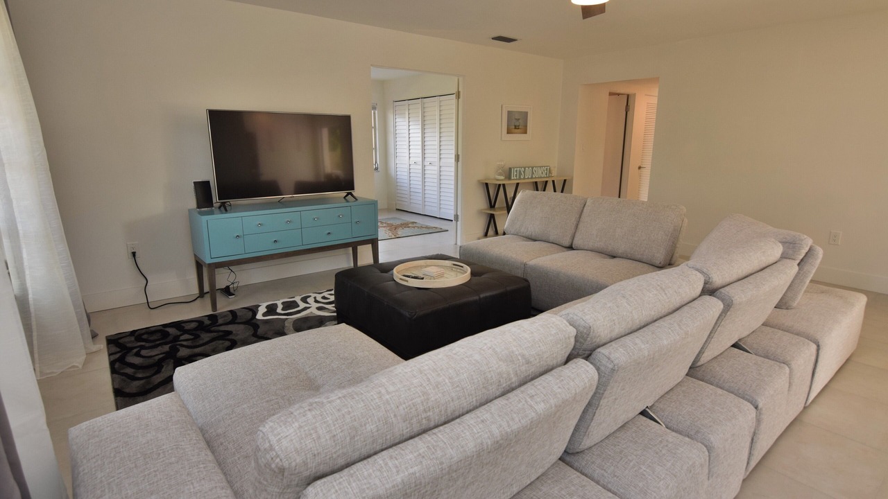 Photo of Livingroom in Southgate