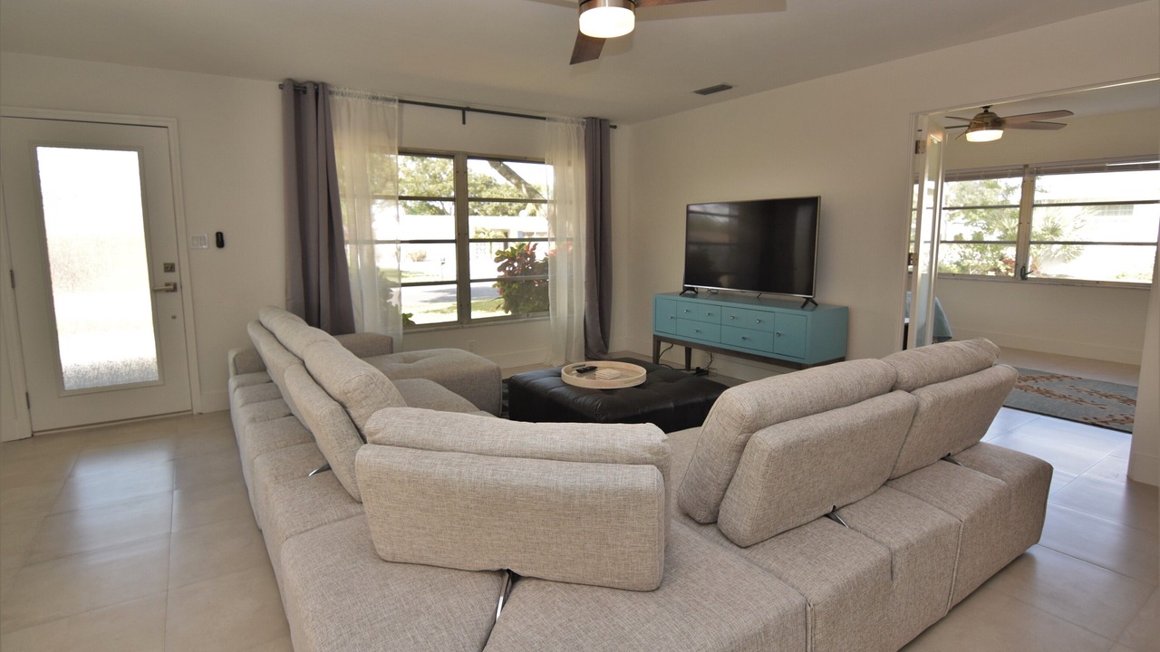 Photo of Livingroom in Southgate