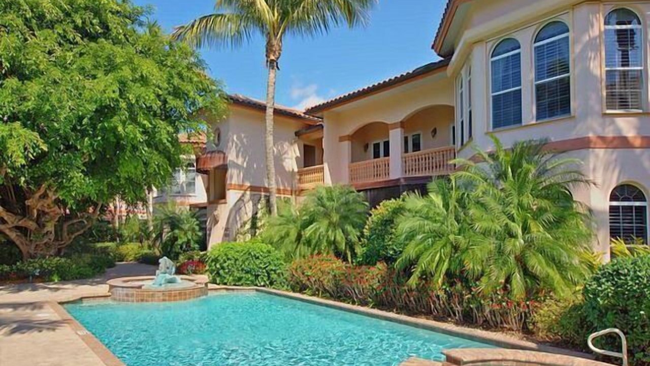 Photo of Outdoor in Old Naples