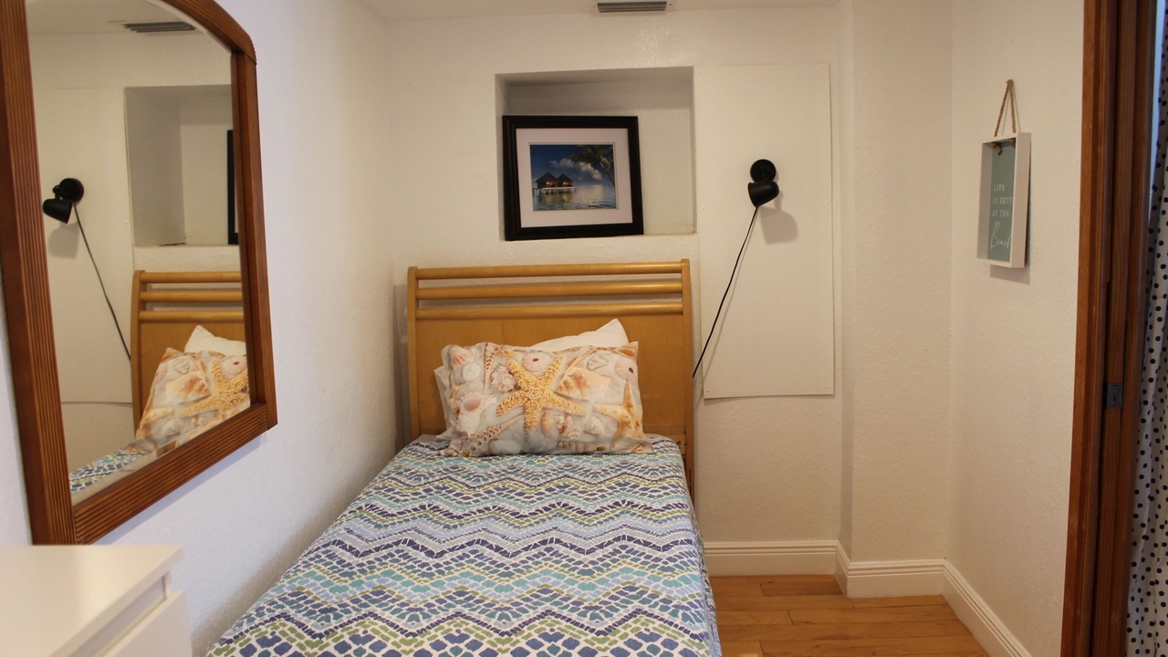 Photo of Bedroom in Bay Esplanade