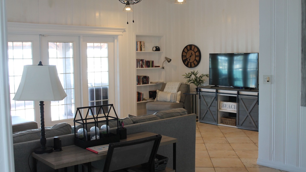 Photo of Livingroom in Bay Esplanade