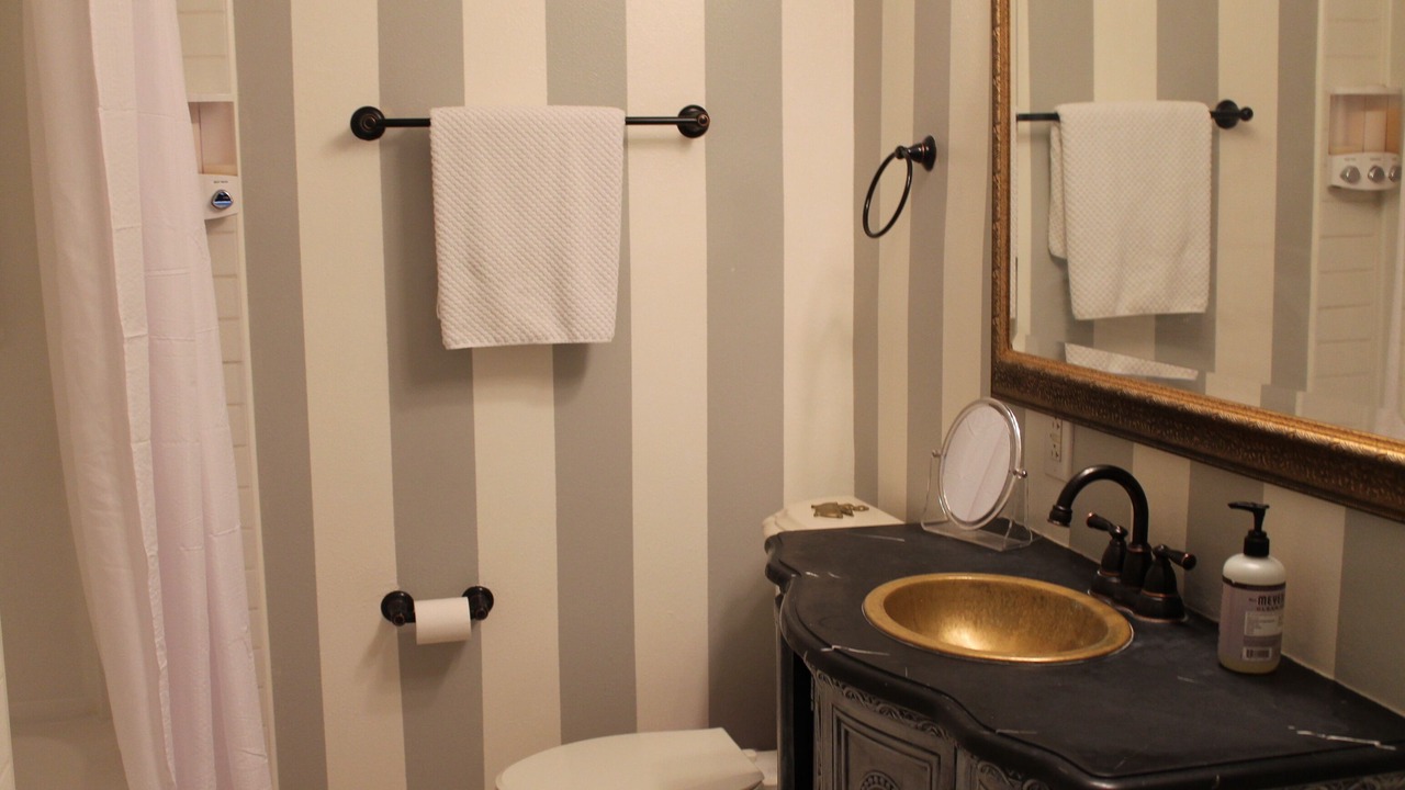 Photo of Bathroom in Bay Esplanade