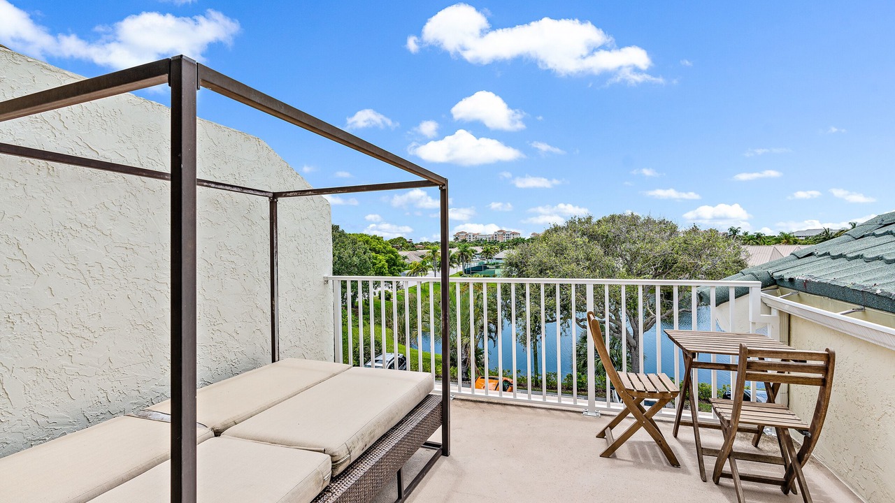 Photo of Outdoor in Bella Vista